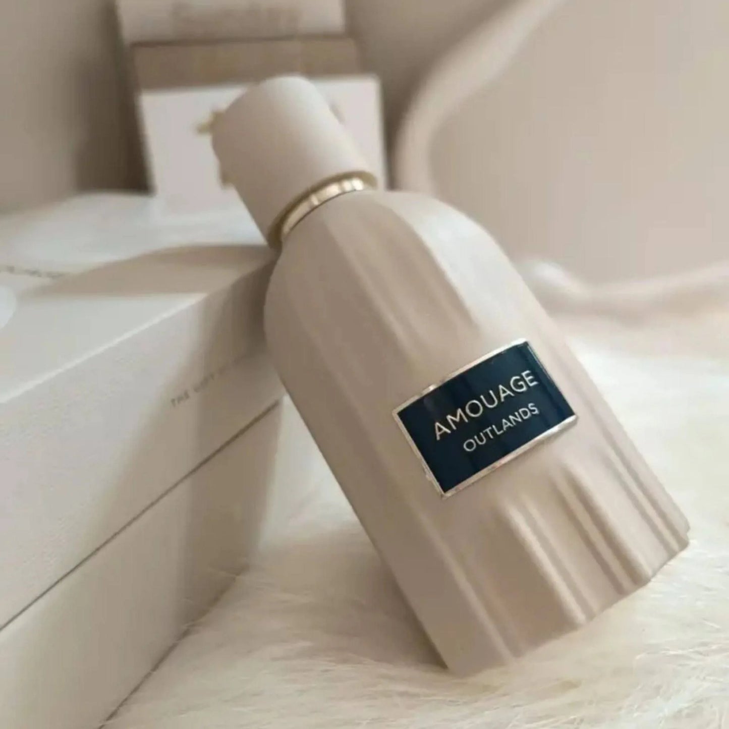 Outlands Essence De Parfum AMOUAGE